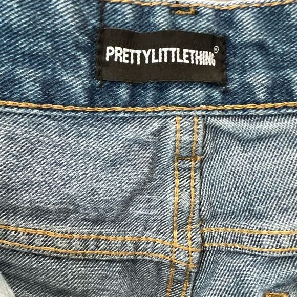 PRETTYLITTLETHING RIPPED LONG LEG STRAIGHT JEANS UK Size 10 US Size 6/28 - Picture 4 of 15